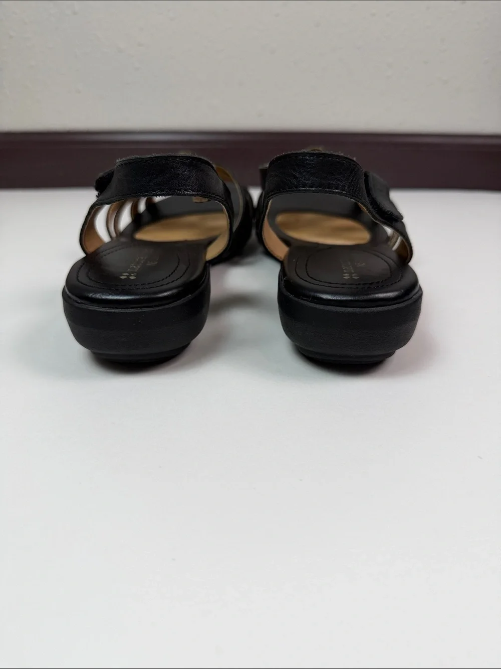 Naturalizer Catrina Black Leather Comfort Slingback 9.5M Walking Comfort Sandals